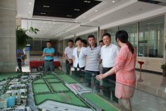 国家邮政总局邮政业安全中心主任江明发莅临晋江陆地港调研